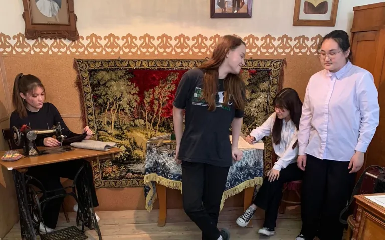 Свой чужой равный 3