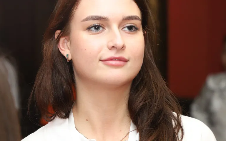 Милана Саакова