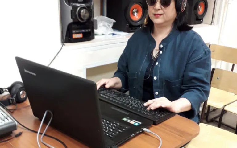  участница конкурса Нонна Кан, инвалид 1 группы по зрению