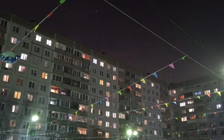 С каждым днем наш жилмассив все краше!