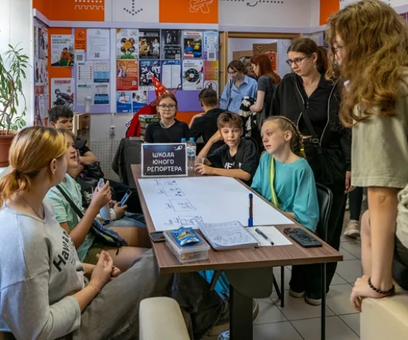 Организатор IX конкурса видеосюжетов "Пишу историю города" Фонд "Моё открытие Сибири" организовал семинар-практикум для участников конкурса.